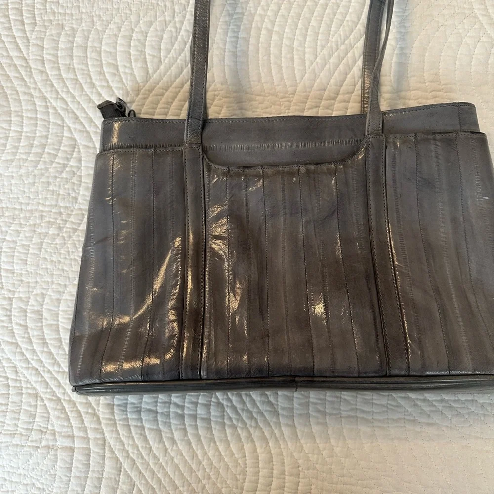 Light gray eel skin purse - Picture 2 of 3